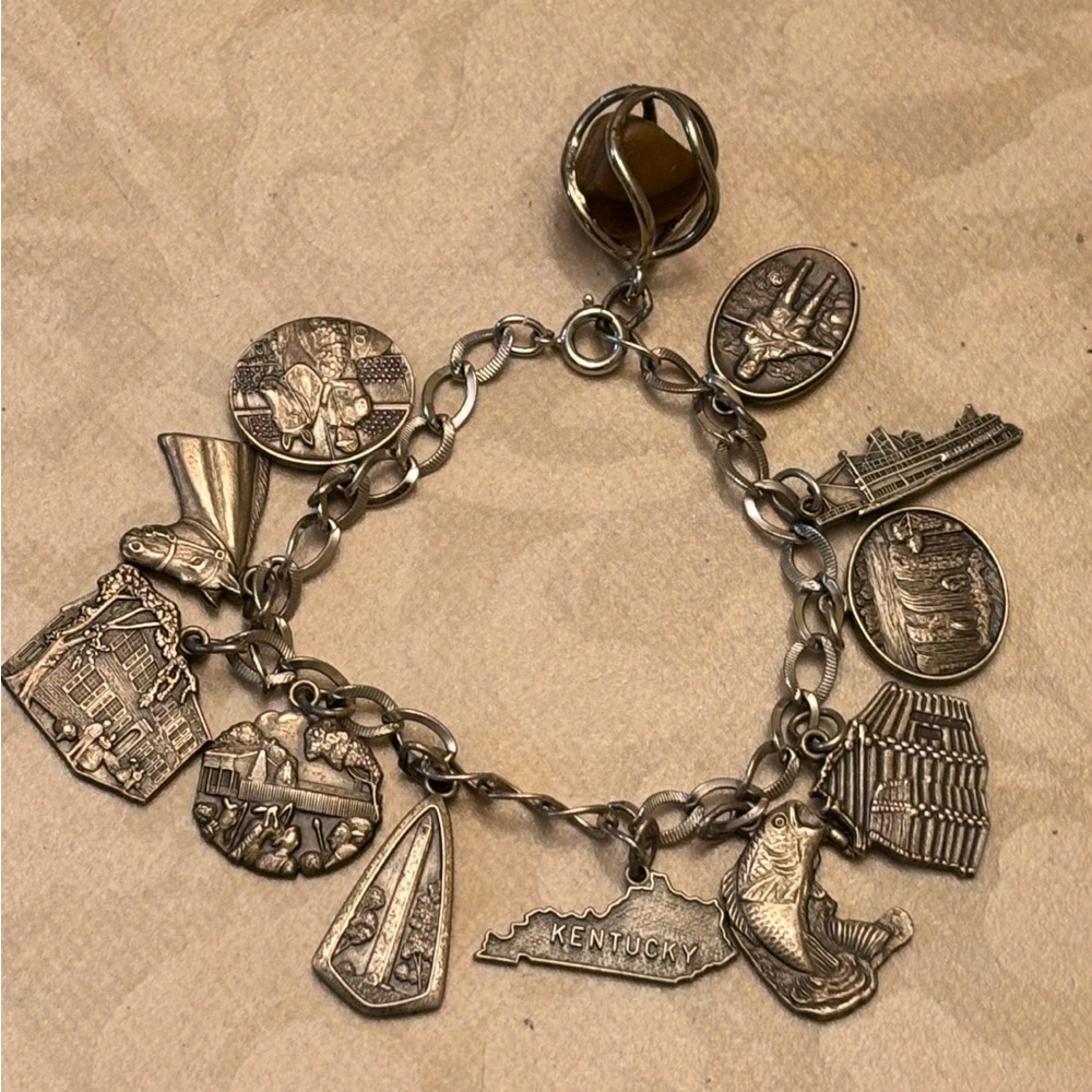 Vintage Silver Kentucky Charm Braclet
